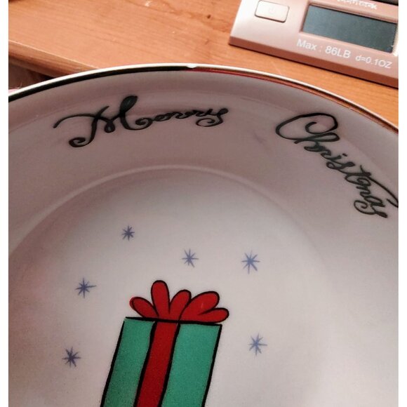 Merry Brite 4 Piece Porcelain Dinnerware Set Christmas Gift Pattern,  Vintage - Picture 4 of 10